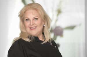 Roswitha Großkopf — ZMF | DH | Heilpraktikerin | Dentalhygienikerin